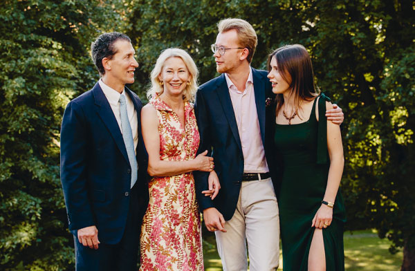 Familienfoto im Park